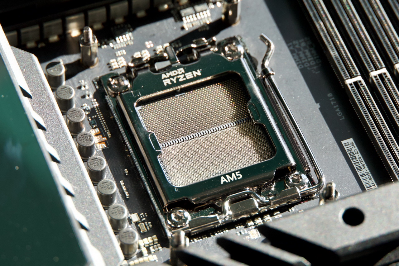 科个普:LGA、PGA?从接口看看CPU - 第1张 - 智趣东西 科个普:LGA、PGA?从接口看看CPU - 第1张