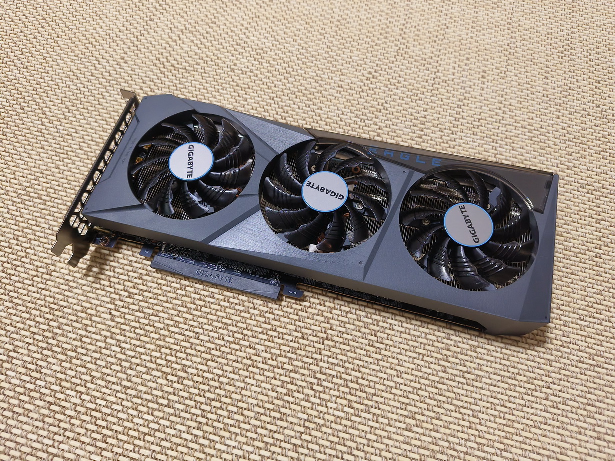 AFMF加持的超性价比显卡 2K新甜点AMD Radeon RX 6750GRE首测 - 第4张 - 智趣东西 AFMF加持的超性价比显卡 2K新甜点AMD Radeon RX 6750GRE首测 - 第4张