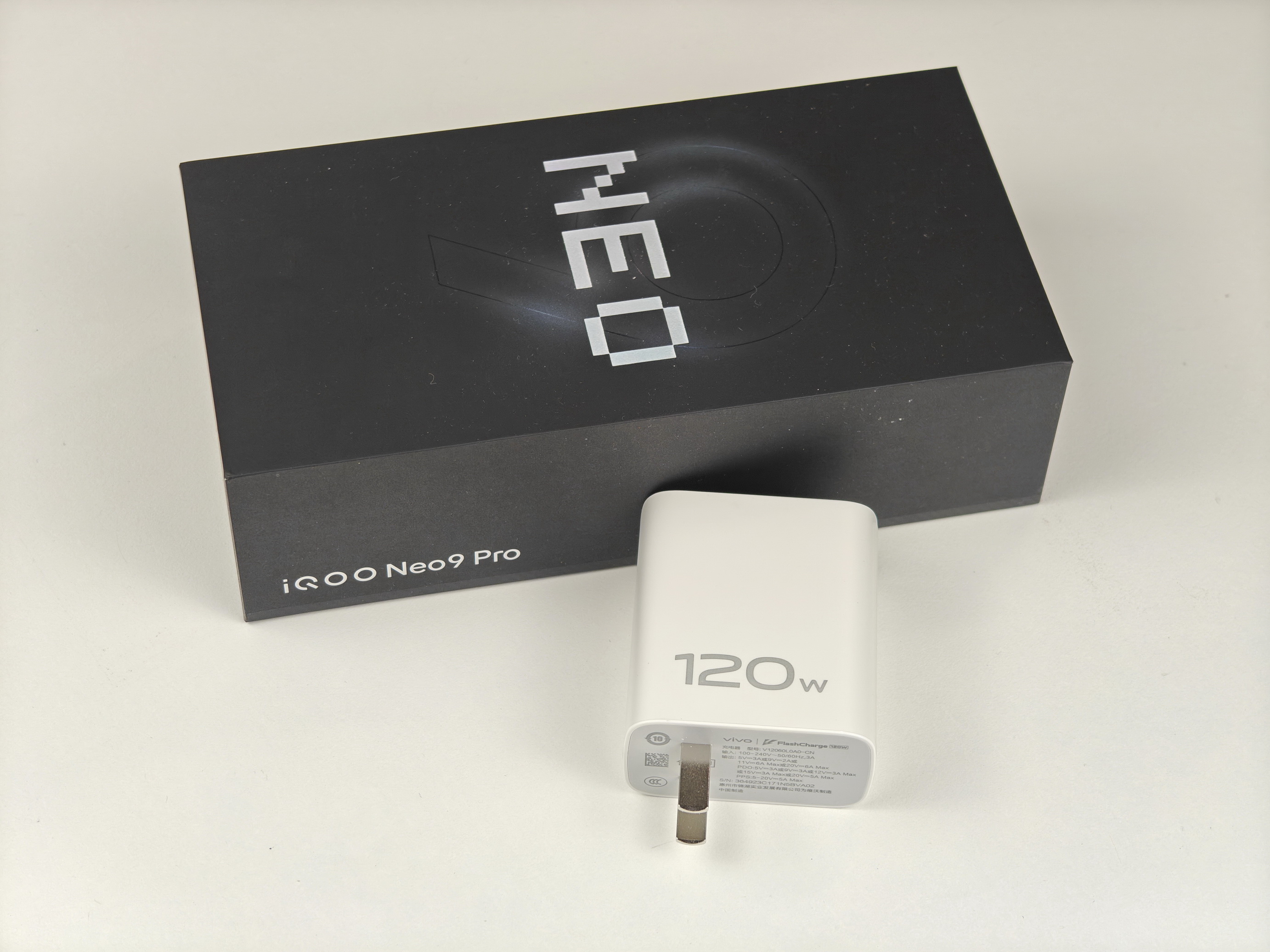 红白魂!游戏利器iQOO Neo9 Pro你会动心么? - 第6张 - 智趣东西 红白魂!游戏利器iQOO Neo9 Pro你会动心么? - 第6张