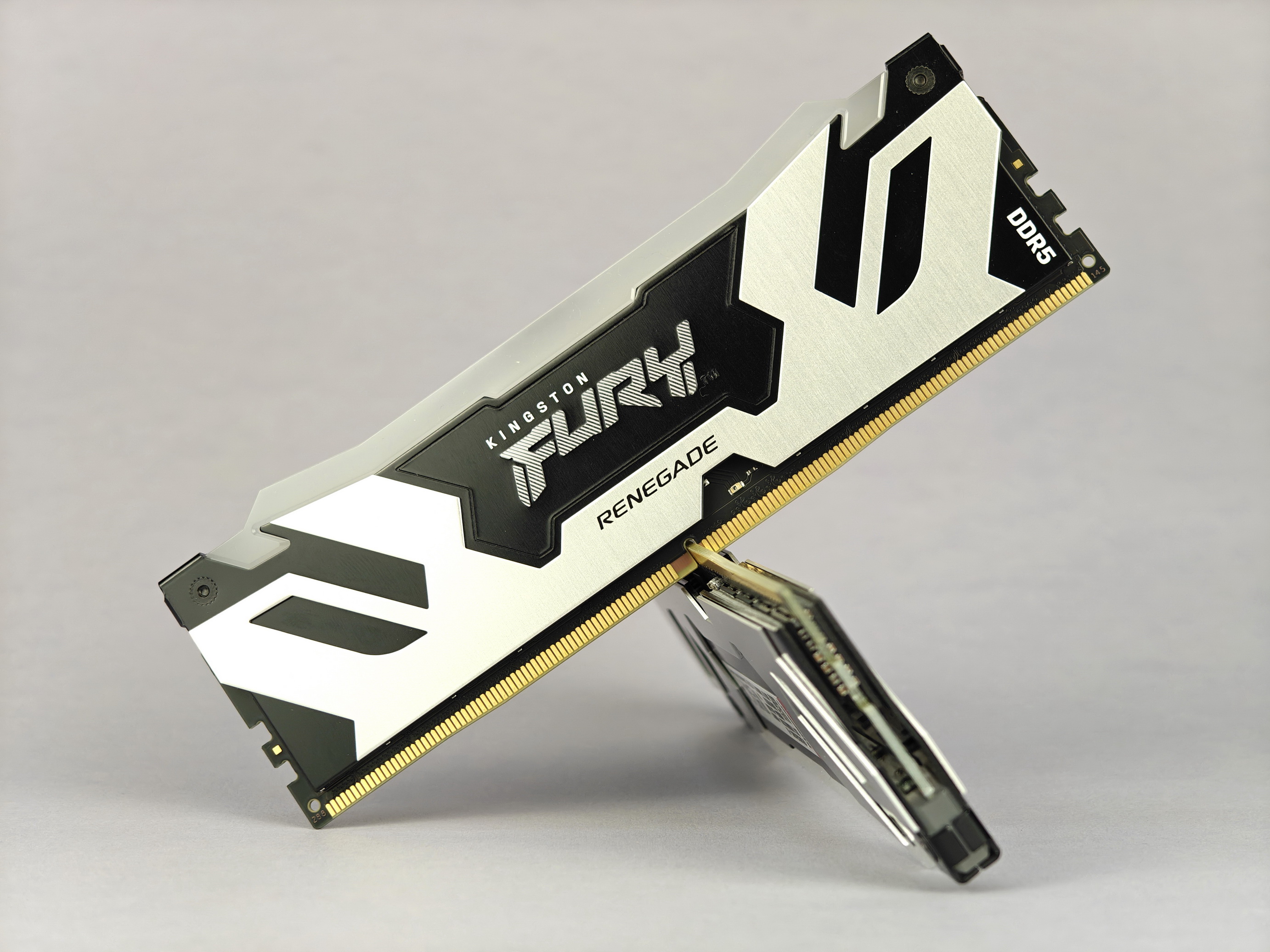 如何达成8000MT/s?DDR5内存超频实战 - 第1张 - 智趣东西 如何达成8000MT/s?DDR5内存超频实战 - 第1张