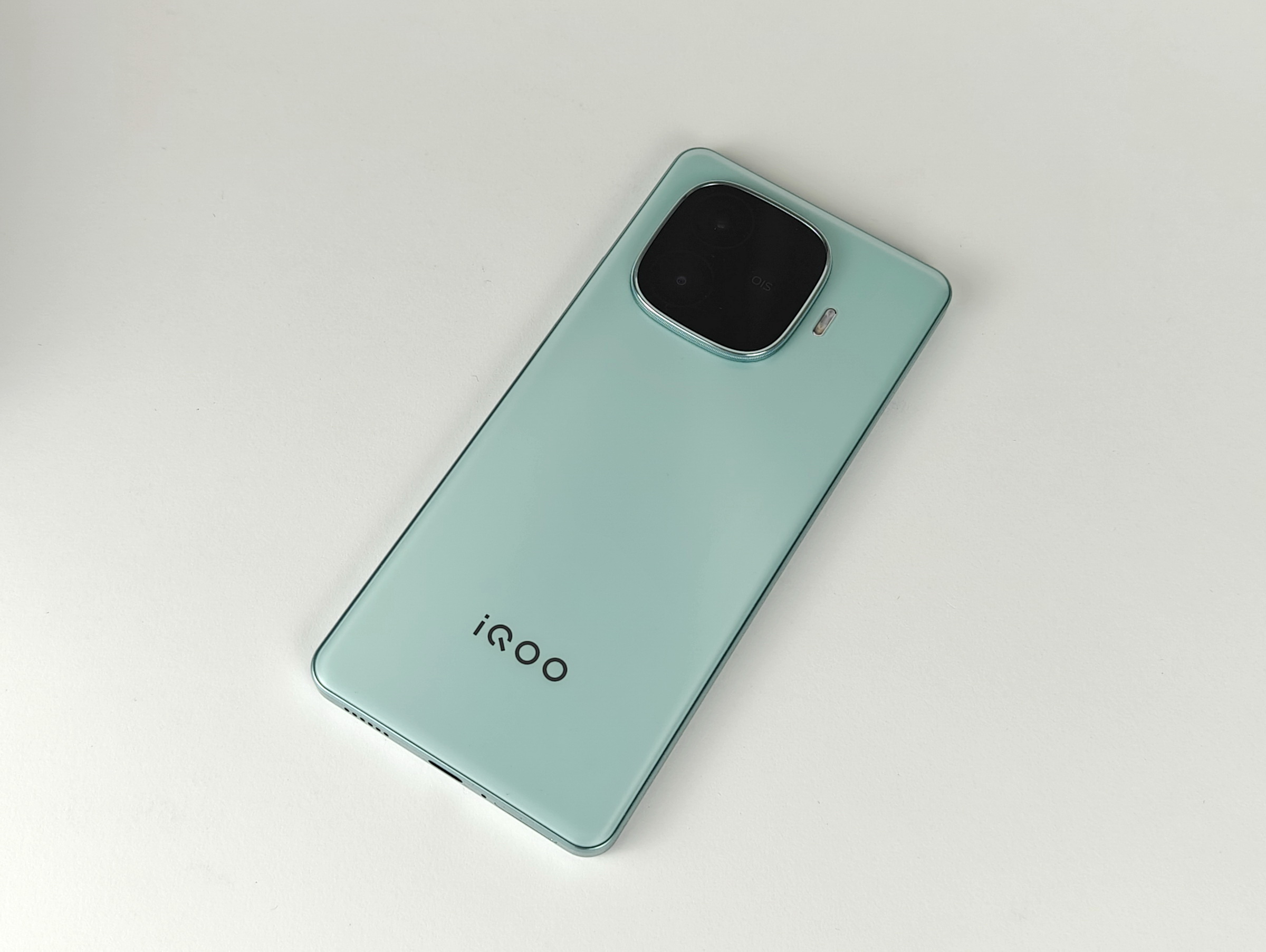 骁龙8s Gen3课代表!iQOO Z9 Turbo试用记录 - 第3张 - 智趣东西 骁龙8s Gen3课代表!iQOO Z9 Turbo试用记录 - 第3张