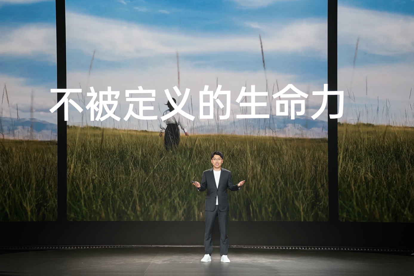 OPPO Reno12 系列发布,全新实况照片诠释潮流之美 - 第2张 - 智趣东西 OPPO Reno12 系列发布,全新实况照片诠释潮流之美 - 第2张