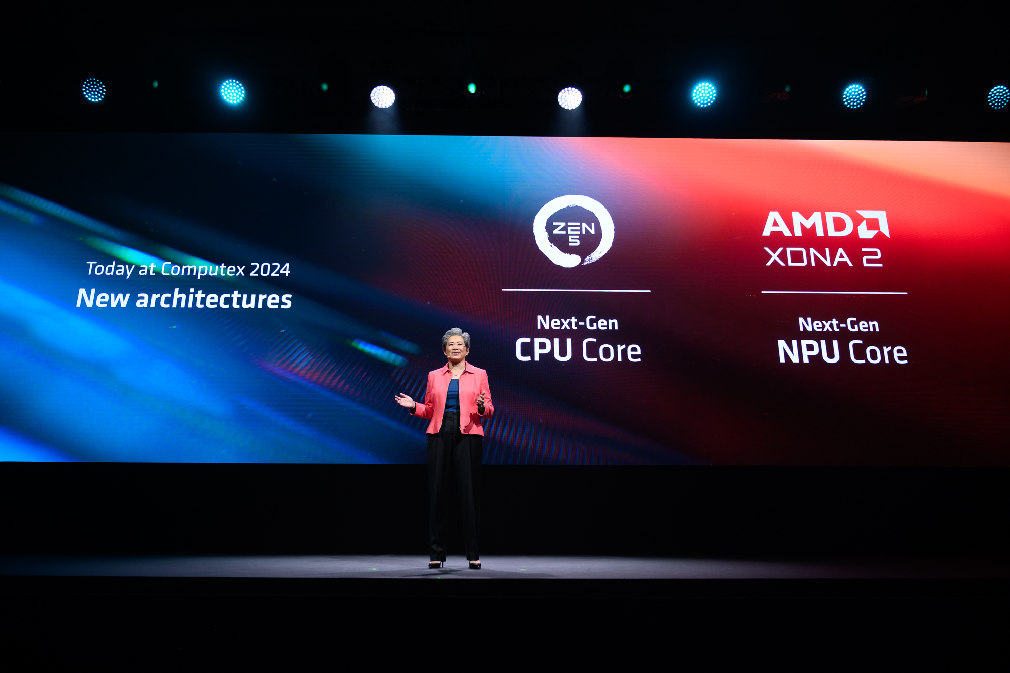 AMD 在 Computex 2024 上以全新的 AMD锐龙和 EPYC 处理器扩大其在数据中心和个人电脑领域的AI 和高性能计算领先地位 - 第1张 - 智趣东西 AMD 在 Computex 2024 上以全新的 AMD锐龙和 EPYC 处理器扩大其在数据中心和个人电脑领域的AI 和高性能计算领先地位 - 第1张