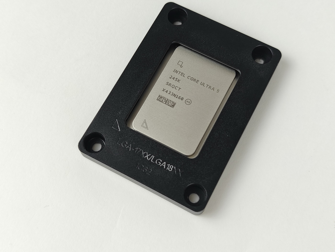 不可思议的能耗比!Intel酷睿Ultra 200S 处理器首发测试 - 第11张 - 智趣东西 不可思议的能耗比!Intel酷睿Ultra 200S 处理器首发测试 - 第11张