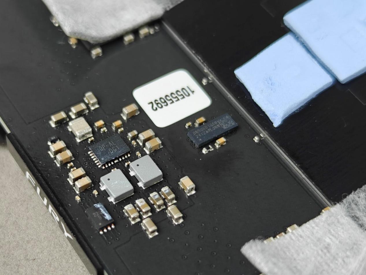 超高频内存来了!Kingston FURY叛逆者DDR5 CUDIMM首测 - 第9张 - 智趣东西 超高频内存来了!Kingston FURY叛逆者DDR5 CUDIMM首测 - 第9张