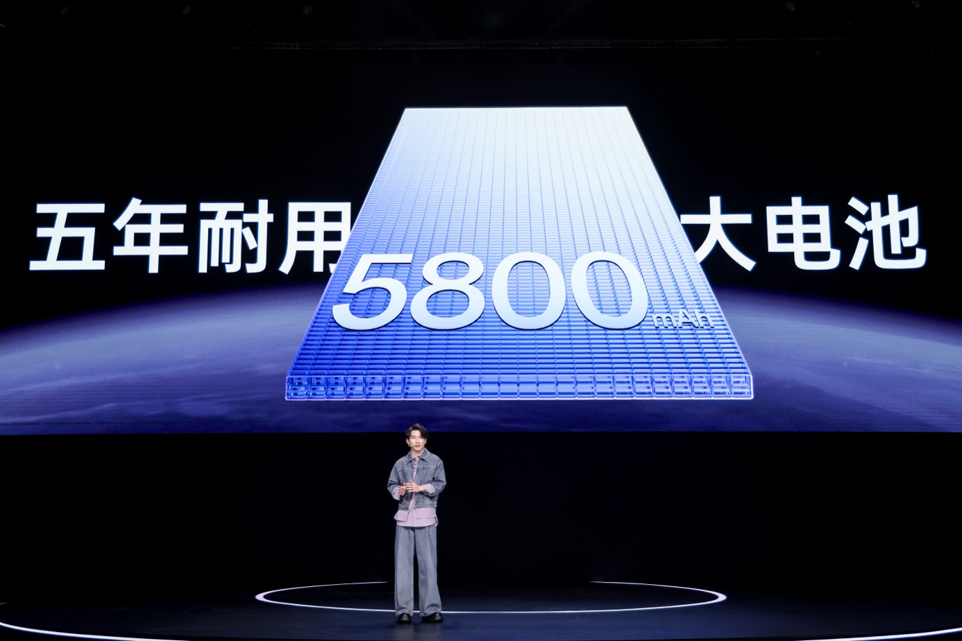 新一代超美小直屏 OPPO Reno13 系列正式发布,2699元起 - 第10张 - 智趣东西 新一代超美小直屏 OPPO Reno13 系列正式发布,2699元起 - 第10张
