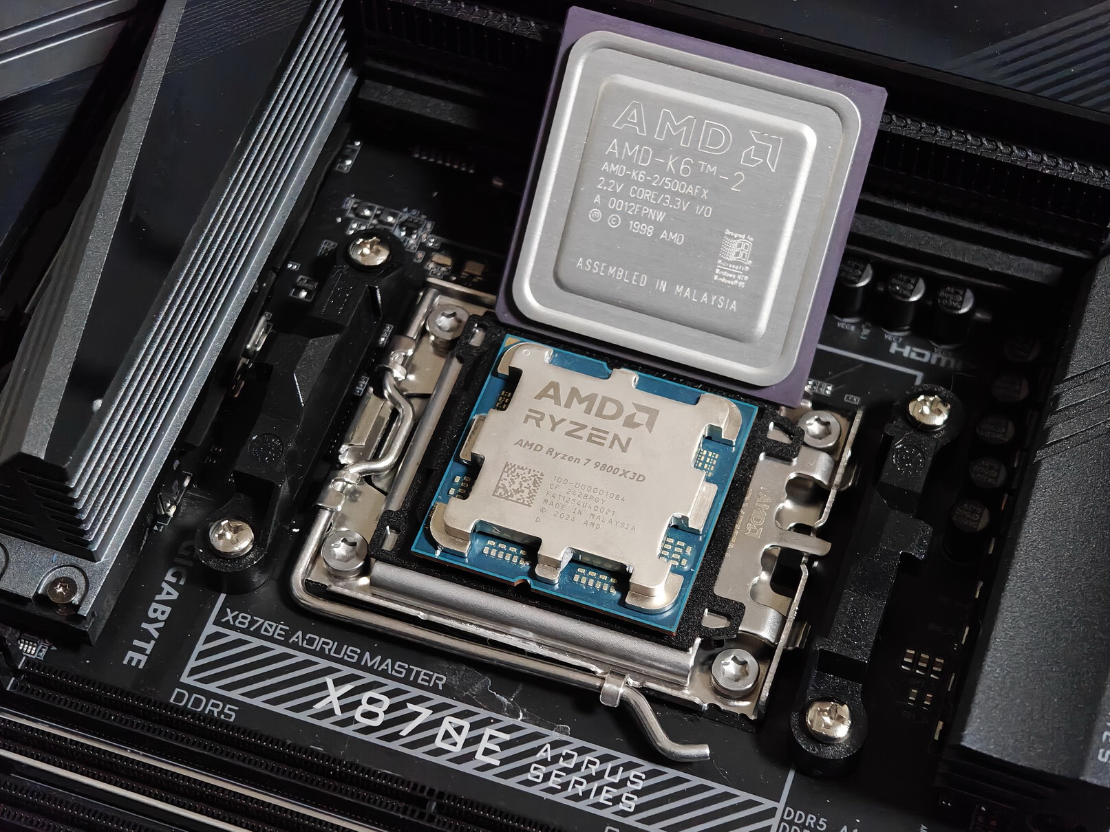 再强调亿次 它就是地表最强游戏处理器!AMD 锐龙7 9800X3D测试 - 第1张 - 智趣东西 再强调亿次 它就是地表最强游戏处理器!AMD 锐龙7 9800X3D测试 - 第1张