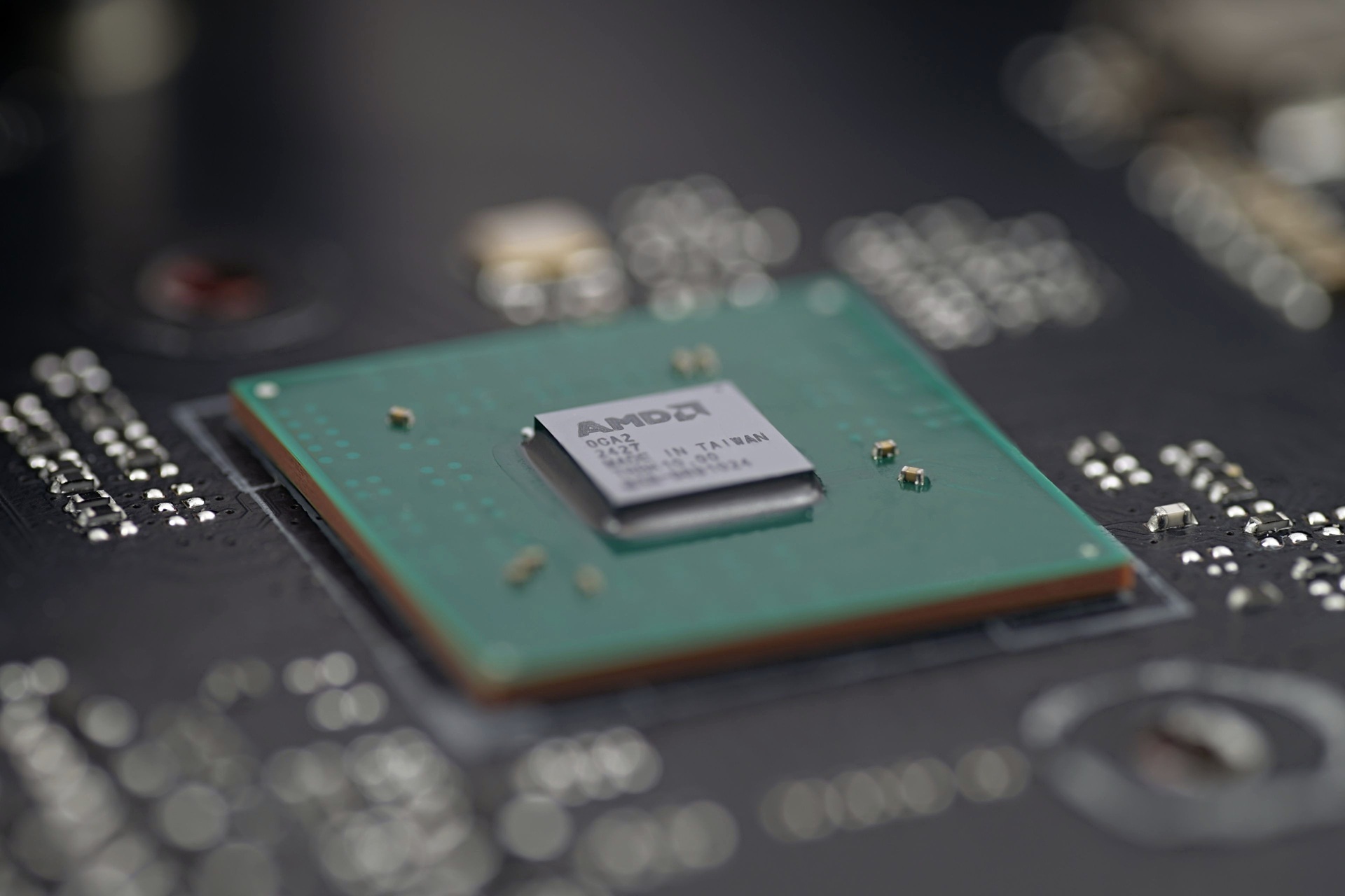 B840、B850 vs A620、B650 AMD芯片组该选谁? - 第1张 - 智趣东西 B840、B850 vs A620、B650 AMD芯片组该选谁? - 第1张