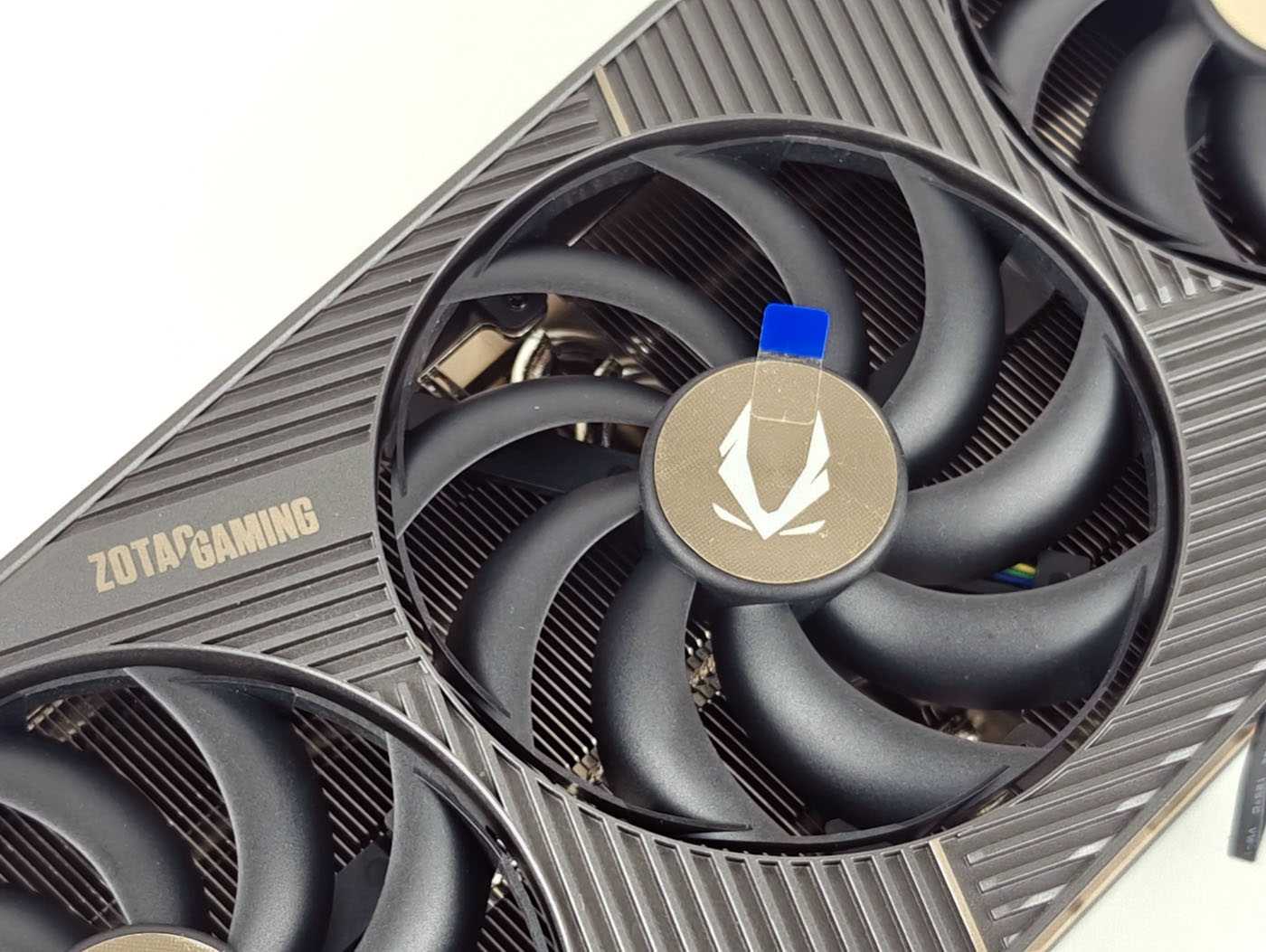 强到没朋友 索泰GeForce RTX 5090 D SOLID OC试用 - 第5张 - 智趣东西 强到没朋友 索泰GeForce RTX 5090 D SOLID OC试用 - 第5张