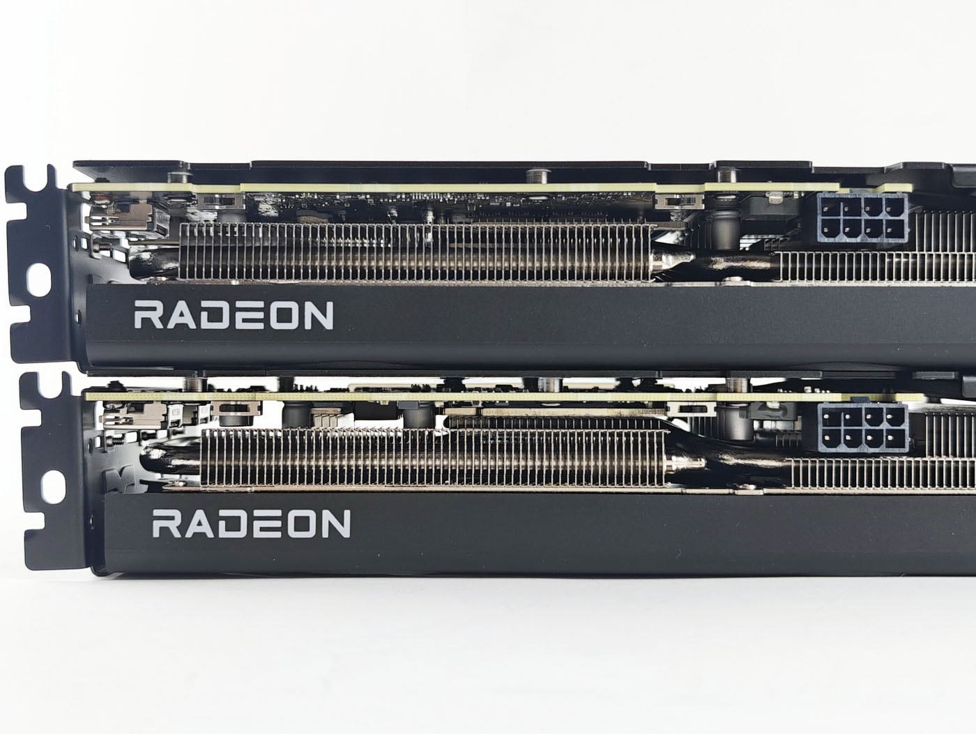 生产力性能4倍领先RTX 5060 Ti,AMD Radeon RX 9060 XT系列显卡首发评测 - 第6张 - 智趣东西 生产力性能4倍领先RTX 5060 Ti,AMD Radeon RX 9060 XT系列显卡首发评测 - 第6张