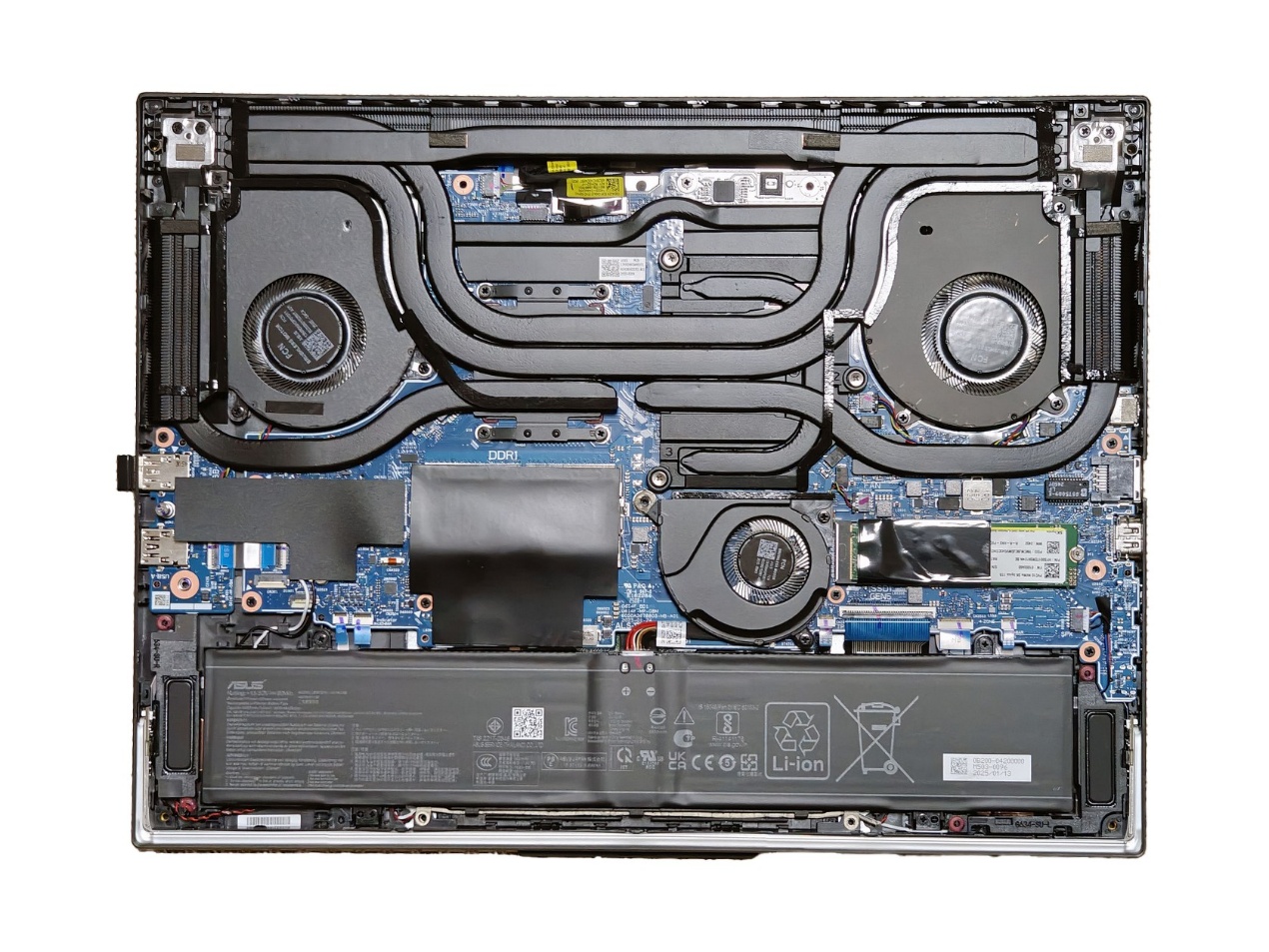AMD 锐龙9 9955HX3D是如何制霸移动端的?ROG 魔霸9笔记本电脑测试 - 第9张 - 智趣东西 AMD 锐龙9 9955HX3D是如何制霸移动端的?ROG 魔霸9笔记本电脑测试 - 第9张