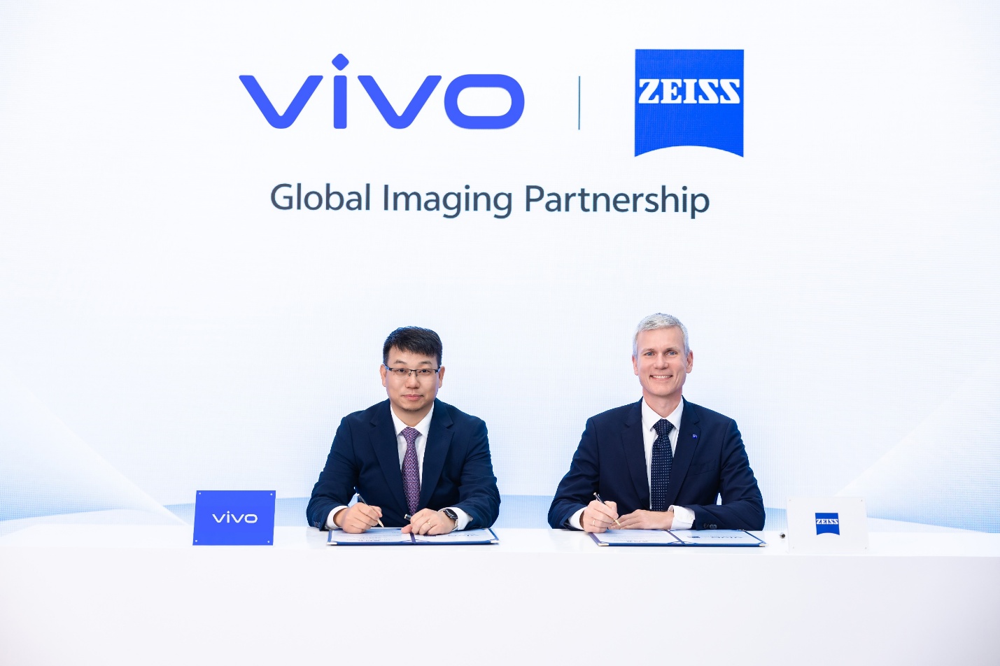 三十载热爱同行, vivo Vision发布会暨影像盛典盛大举办 - 第7张 - 智趣东西 三十载热爱同行, vivo Vision发布会暨影像盛典盛大举办 - 第7张