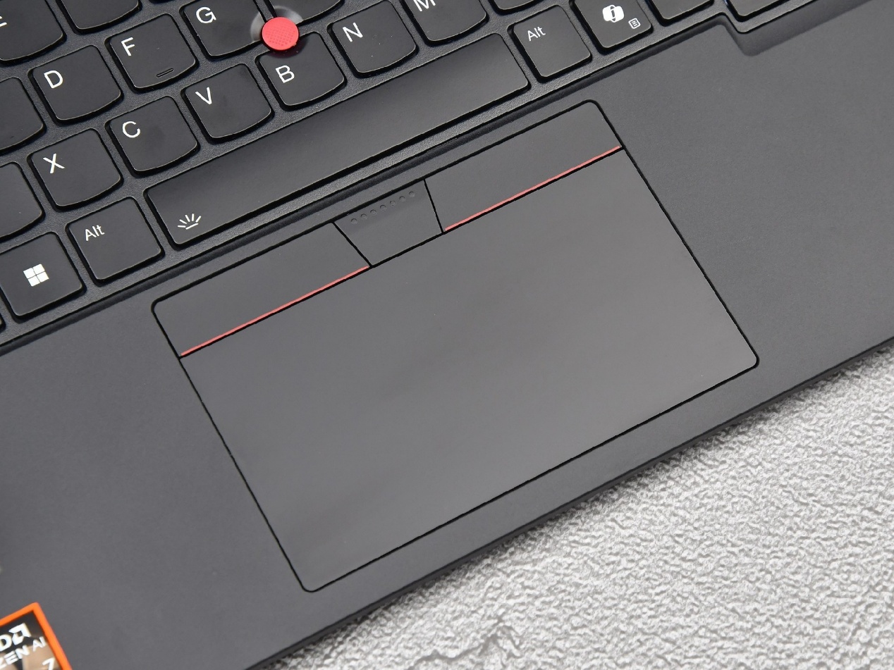 AMD 锐龙AI 7 PRO 350是如何为ThinkPad T14 Gen 6注入超凡AI算力的? - 第4张 - 智趣东西 AMD 锐龙AI 7 PRO 350是如何为ThinkPad T14 Gen 6注入超凡AI算力的? - 第4张