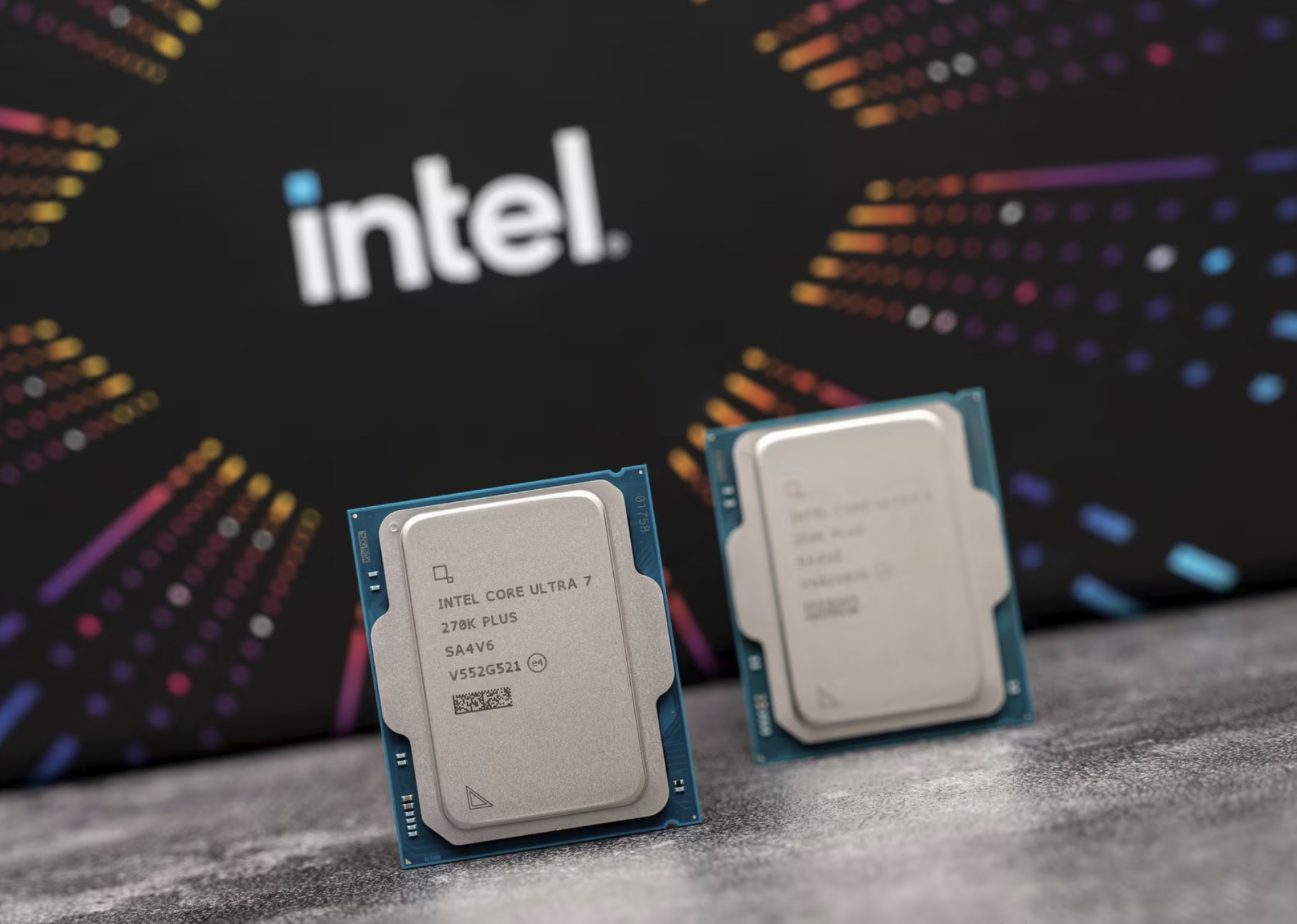 下放i9当i7!Intel酷睿Ultra7 270K Plus能提振你的信心吗? - 第3张 - 智趣东西 下放i9当i7!Intel酷睿Ultra7 270K Plus能提振你的信心吗? - 第3张