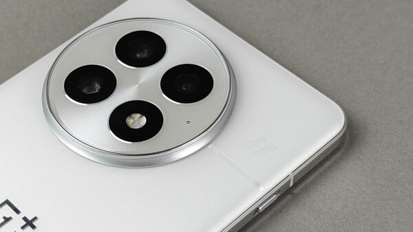 骁龙8至尊版+ColorOS 15！巨变的一加13使用体验怎么样？