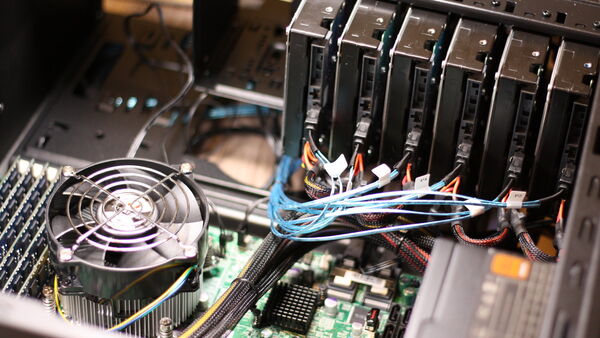 还有这好事？Windows藏了一个NAS系统！