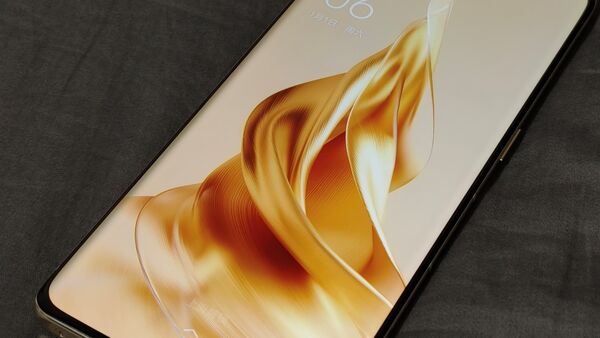 AI的尽头是自我进化吗？OPPO Reno9 Pro+的日常