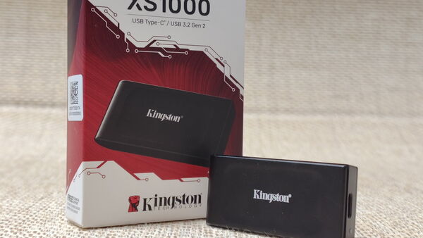 不到29克的口袋固态 金士顿XS1000 2TB移动硬盘